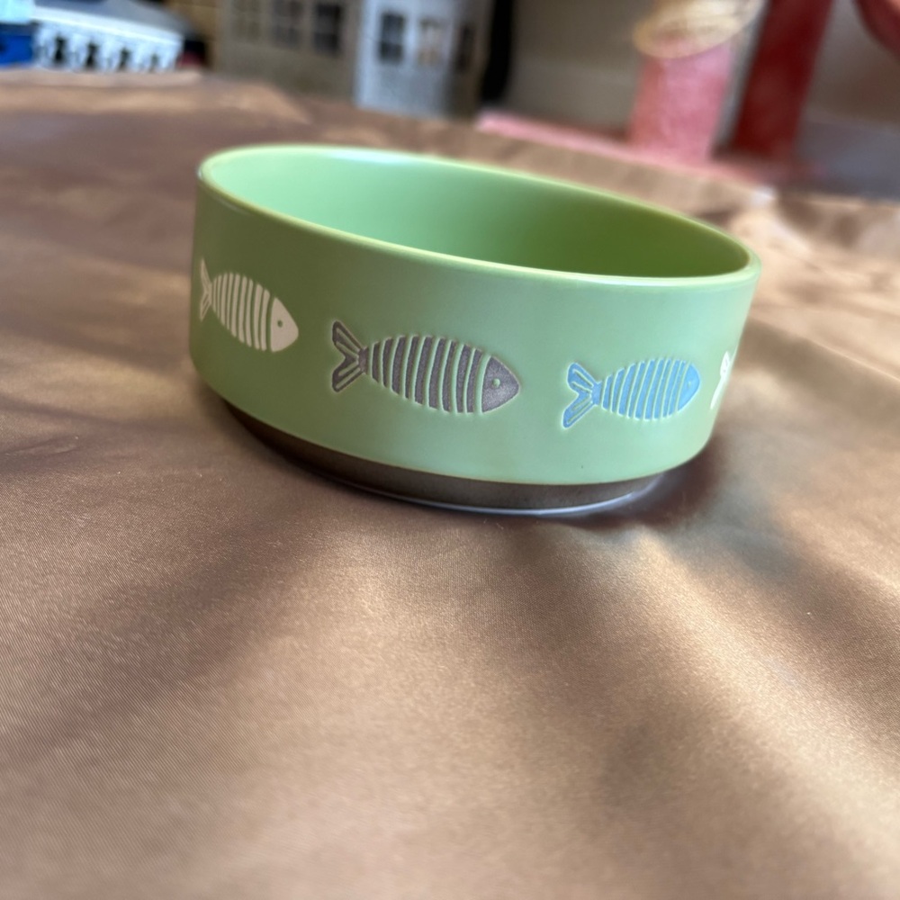 Whisker City cat bowl